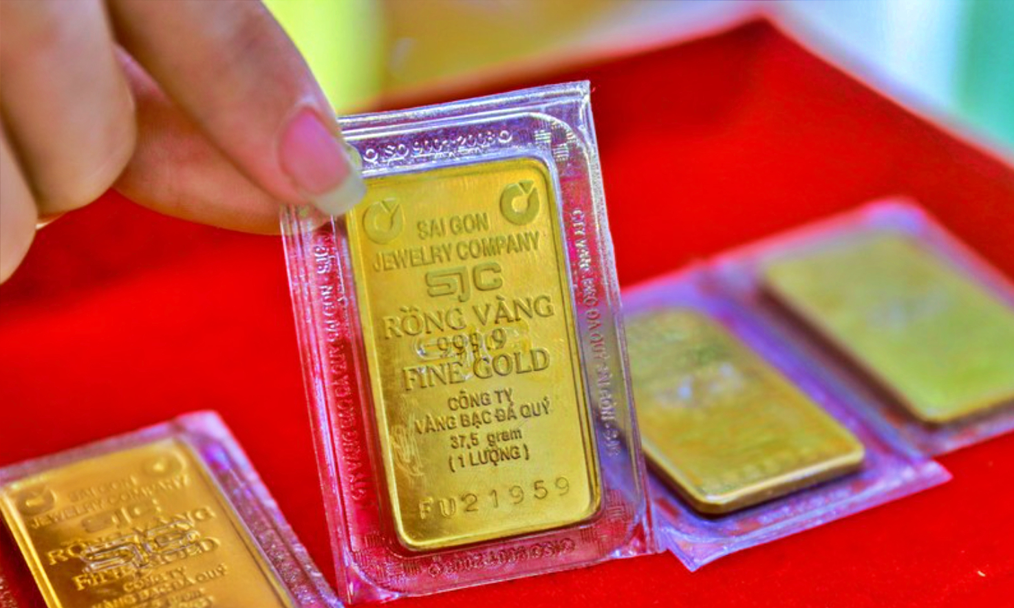 Thực hư thông tin người dân phải nộp thuế 0,1% khi mua bán vàng miếng từ 1/7