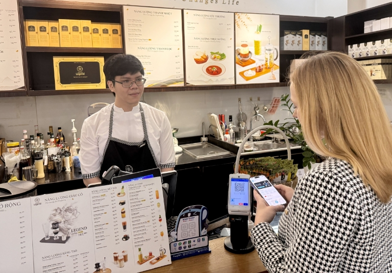 Cuối năm nay, người Việt có thể thanh toán QR tại Singapore bằng ứng dụng ngân hàng trong nước