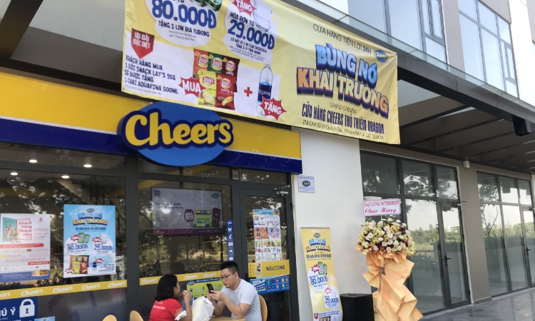 Cửa hàng tiện lợi: Khi