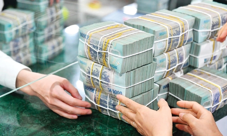 Dòng vốn ngân hàng tăng tốc chảy vào sản xuất, xuất khẩu