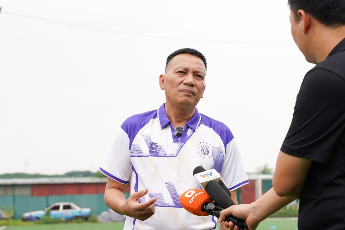 Ông Triệu Quang Hà, Giám đốc Trung tâm Bóng đá Cộng đồng Hà Nội FC.