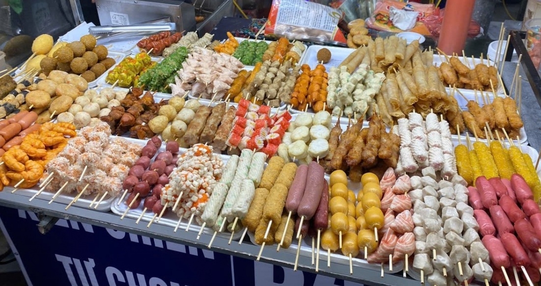 Theo Bộ Y tế , trong 6 tháng đầu năm, các lực lượng chức năng đã phát hiện 5.695 cơ sở vi phạm về vệ sinh ATTP.