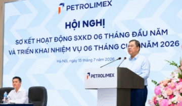 Petrolimex nộp ngân sách gấp 5 lần lợi nhuận giữa biến động giá dầu