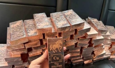 Giá đồng thỏi giảm mạnh sau cơn sốt đầu cơ.