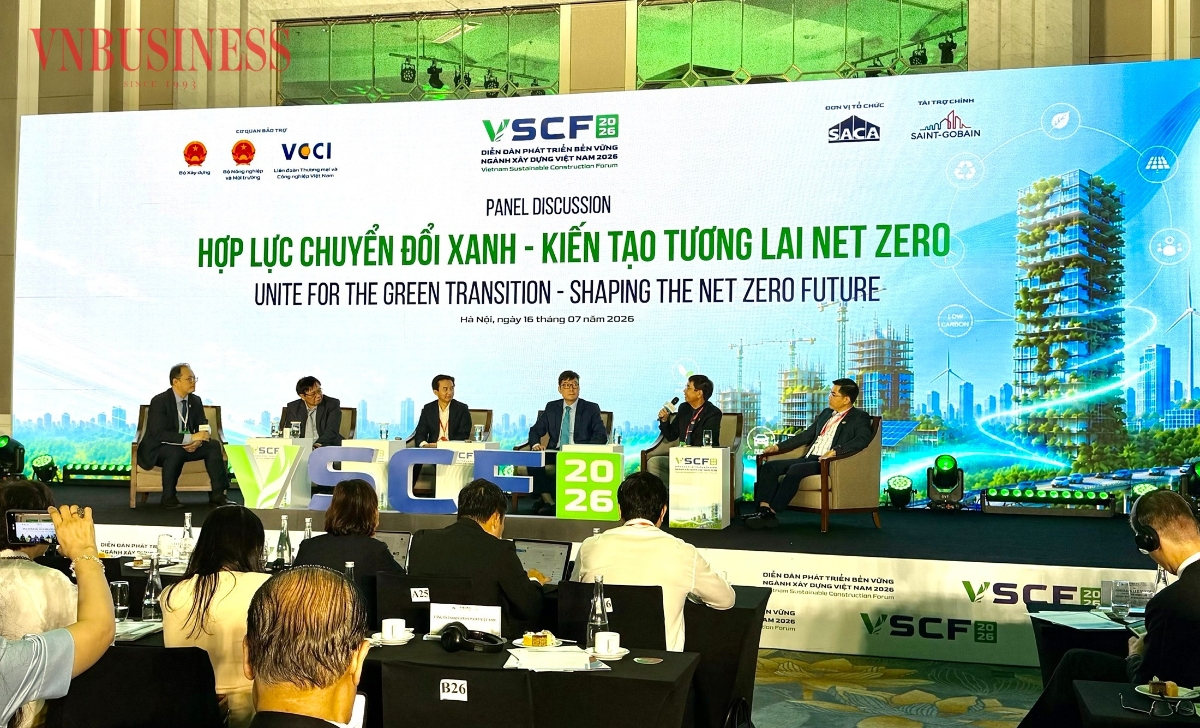 Các diễn giả tại Diễn đàn Phát triển bền vững ngành Xây dựng Việt Nam 2026.