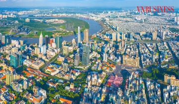 Chủ đầu tư hoãn mở bán, bất động sản đang thừa hàng?