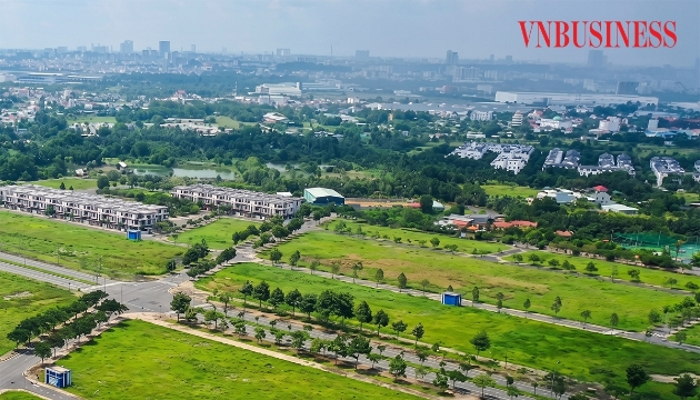 Nguồn cung tăng trong khi thanh khoản ì ạch, tiền đổ về đâu?