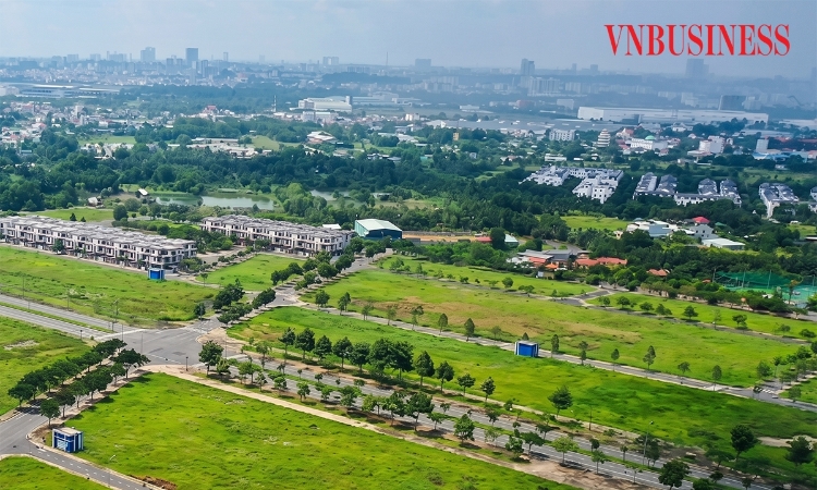Nguồn cung khởi sắc, dòng tiền bất động sản đang tìm cơ hội ở đâu?