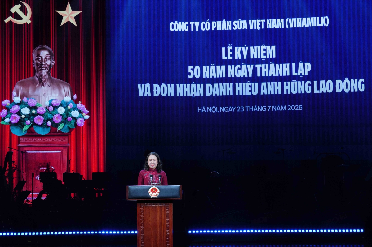 Bí thư Trung ương Đảng, Phó Chủ tịch nước Cộng hòa Xã hội Chủ nghĩa Việt Nam Võ Thị Ánh Xuân phát biểu chúc mừng Vinamilk tại sự kiện (Ảnh: Minh Anh).