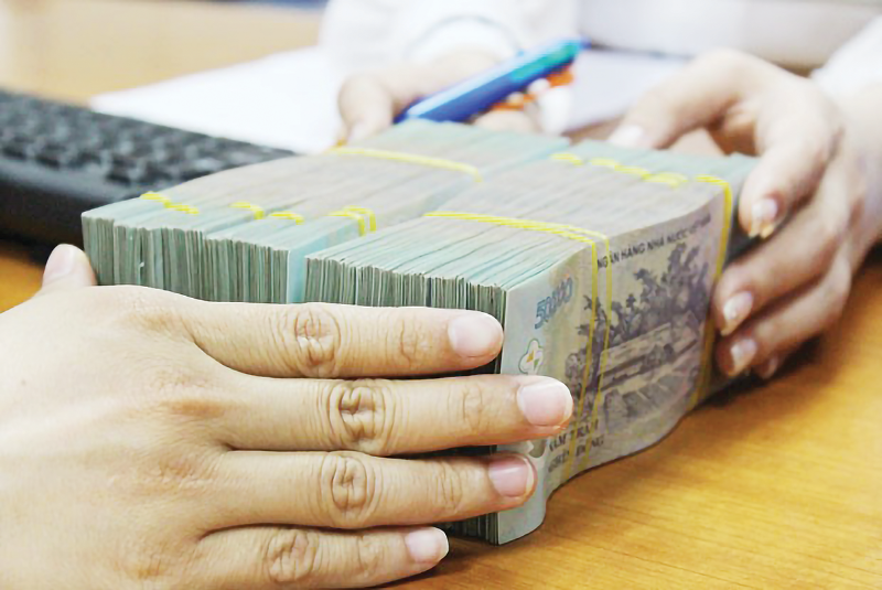 Áp lực vốn trung - dài hạn vẫn căng thẳng