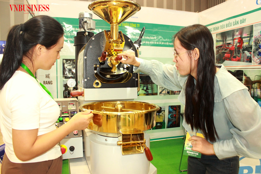 Các HTX ở Lâm Đồng đầu tư máy móc hiện đại, nâng chất lượng chế biến và từng bước xác lập quyền sở hữu trí tuệ, bảo hộ sản phẩm.