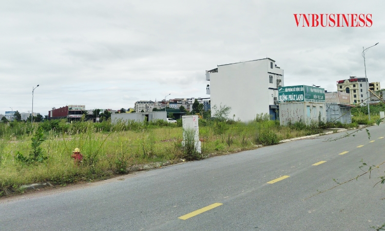 Đất đấu giá vẫn âm ỉ sốt ngầm, cơ quan quản lý gấp rút tìm ‘thuốc đặc trị’