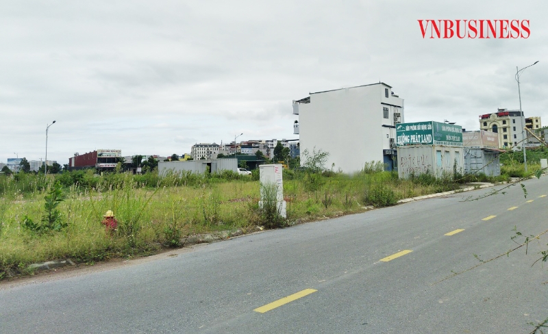 Đất đấu giá vẫn âm ỉ sốt ngầm, cơ quan quản lý gấp rút tìm ‘thuốc đặc trị’