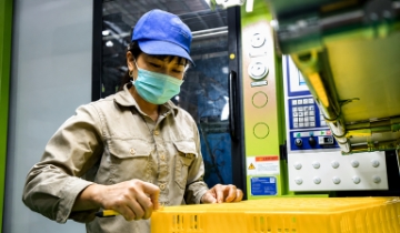 Hàng Việt đối mặt 53 quy định an toàn thực phẩm mới
