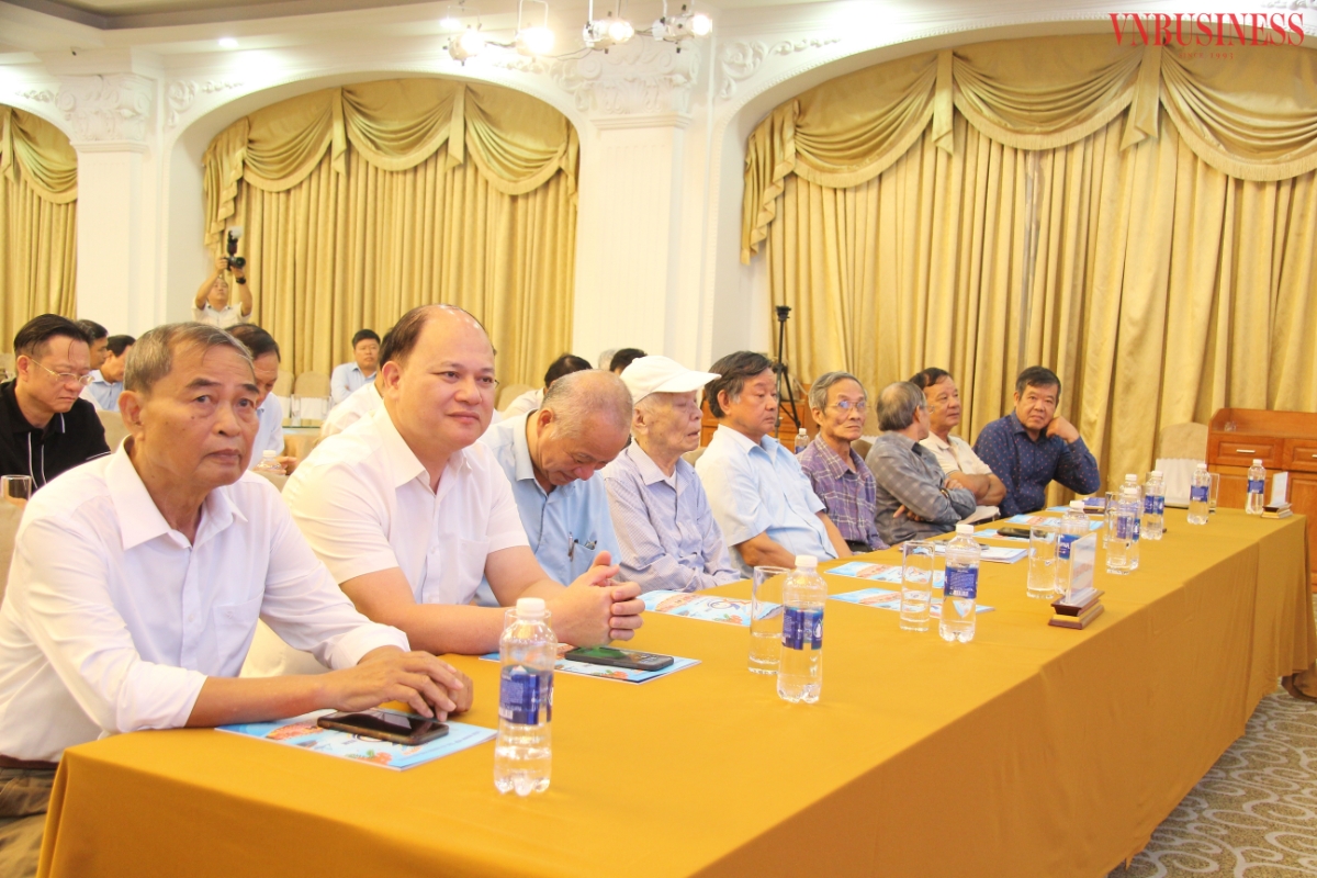 Các thế hệ lãnh đạo Liên minh HTX TP Hải Phòng qua các thời kỳ.