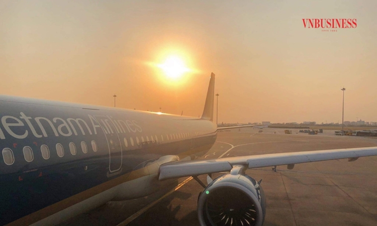 Vietnam Airlines báo lỗ hơn 606 tỷ đồng quý II, cổ phiếu HVN giảm gần 20% sau 6 tháng