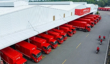 Viettel Post đối mặt áp lực gì khi lợi nhuận giảm, cổ phiếu mất một nửa giá trị?