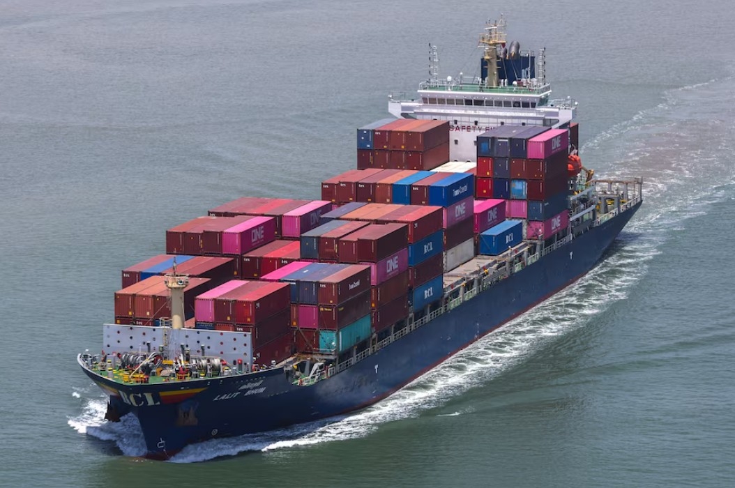 Việt Nam cần chuyển mạnh hình thức đầu tư FDI, từ mô hình doanh nghiệp 100% vốn nước ngoài sang doanh nghiệp liên doanh.