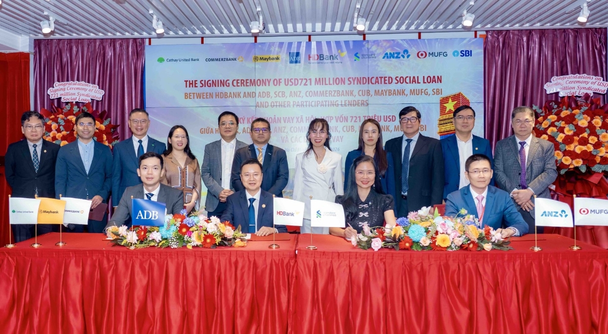 Standard Chartered huy động thành công khoản vay hợp vốn xã hội trị giá 721 triệu USD cho HDBank.