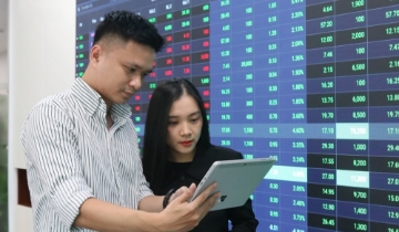 Làn sóng thoái vốn Nhà nước có thể mở ra cơ hội mới cho cổ phiếu ‘hàng hiệu’