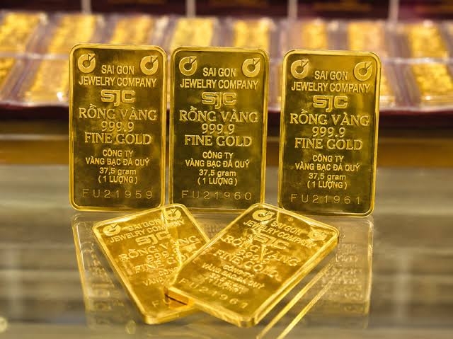 Xét trong tương quan với vàng thế giới, tốc độ tăng của vàng trong nước chậm hơn đáng kể.