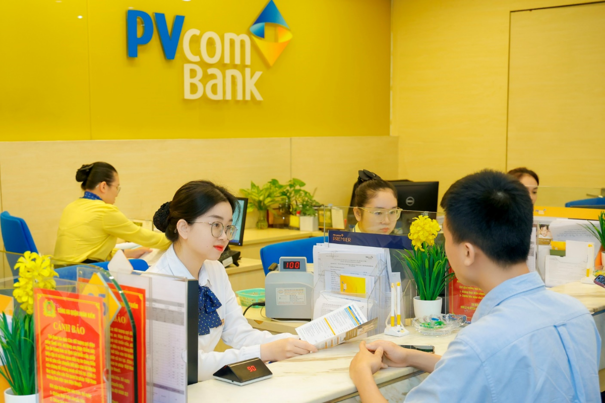 PVcomBank ghi nhận kết quả kinh doanh tích cực trong nửa đầu năm 2026.