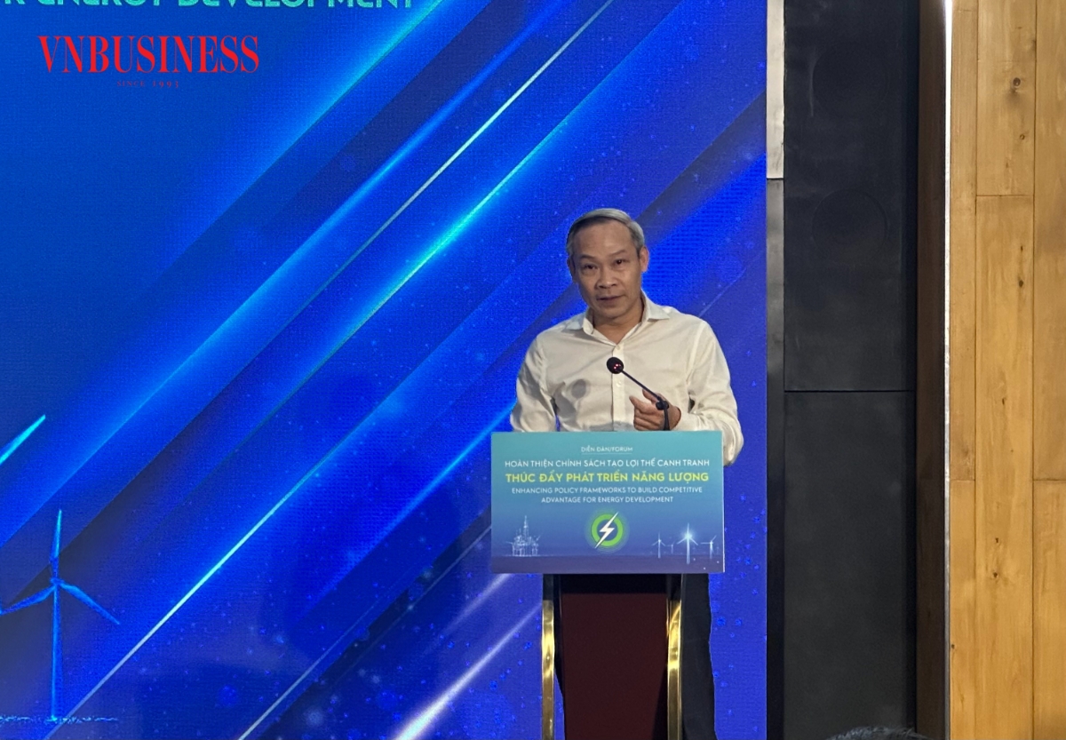 Ông Phan Đức Hiếu, Đại biểu Quốc hội hoạt động chuyên trách tại Ủy ban Kinh tế và Tài chính của Quốc hội.