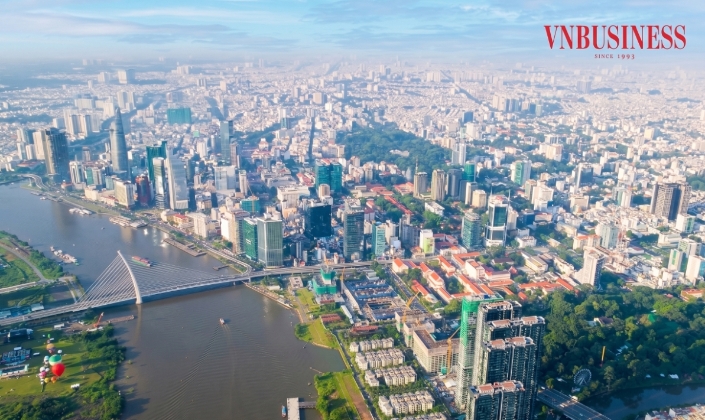 Tay to vung tiền săn nhà đất “ngộp”