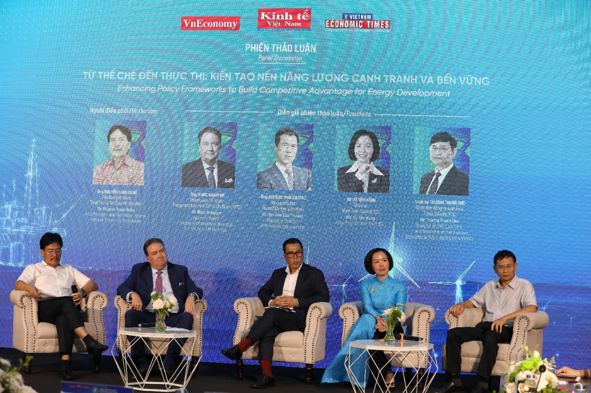 Quang cảnh Diễn đàn
