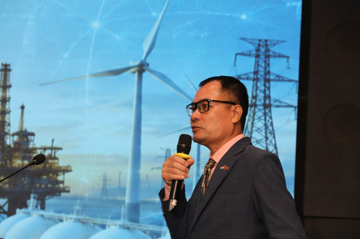 Các đại biểu chia sẻ tại Diễn đàn.