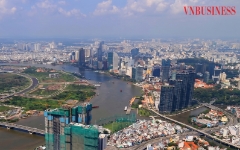 Thanh khoản ì ạch, vì sao dự án chung cư vẫn đua khởi công, giá leo thang?