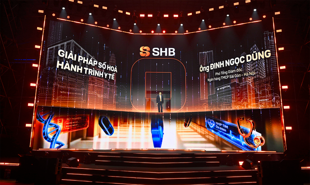Cũng tại sự kiện Chuyển đổi số ngành Ngân hàng 2026, Phó Tổng giám đốc SHB Đinh Ngọc Dũng đã giới thiệu về SHB Health Connect – Giải pháp công nghệ tích hợp chăm sóc sức khỏe toàn diện