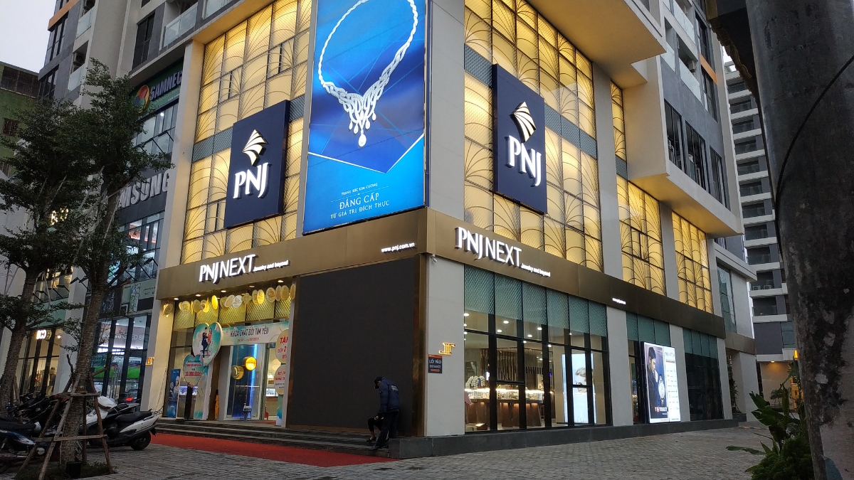 Nhóm quỹ ngoại do Sprucegrove Investment Management đại diện vừa nâng sở hữu tại PNJ lên trên 5%.