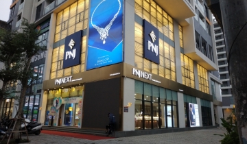 PNJ xuất hiện cá mập ngoại sau cú rơi hơn 70%, lợi nhuận và dòng tiền vẫn là dấu hỏi