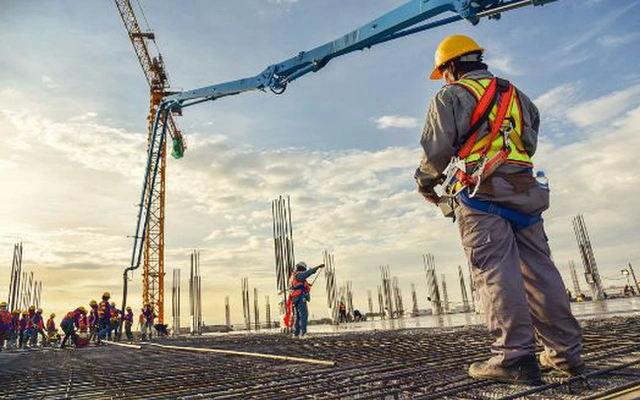 Lợi nhuận quý II/2026 của nhóm xây dựng tăng mạnh, cùng kỳ vọng từ đầu tư công và sự phục hồi bất động sản đang tạo nền cho cổ phiếu ngành.