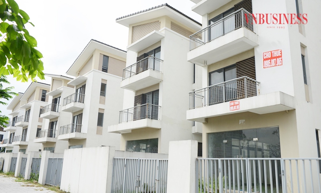 Chung cư chững lại, giá biệt thự, liền kề ra sao?