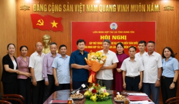 Lãnh đạo tỉnh Hưng Yên gặp mặt Đoàn đại biểu dự Đại hội VII Liên minh Hợp tác xã Việt Nam
