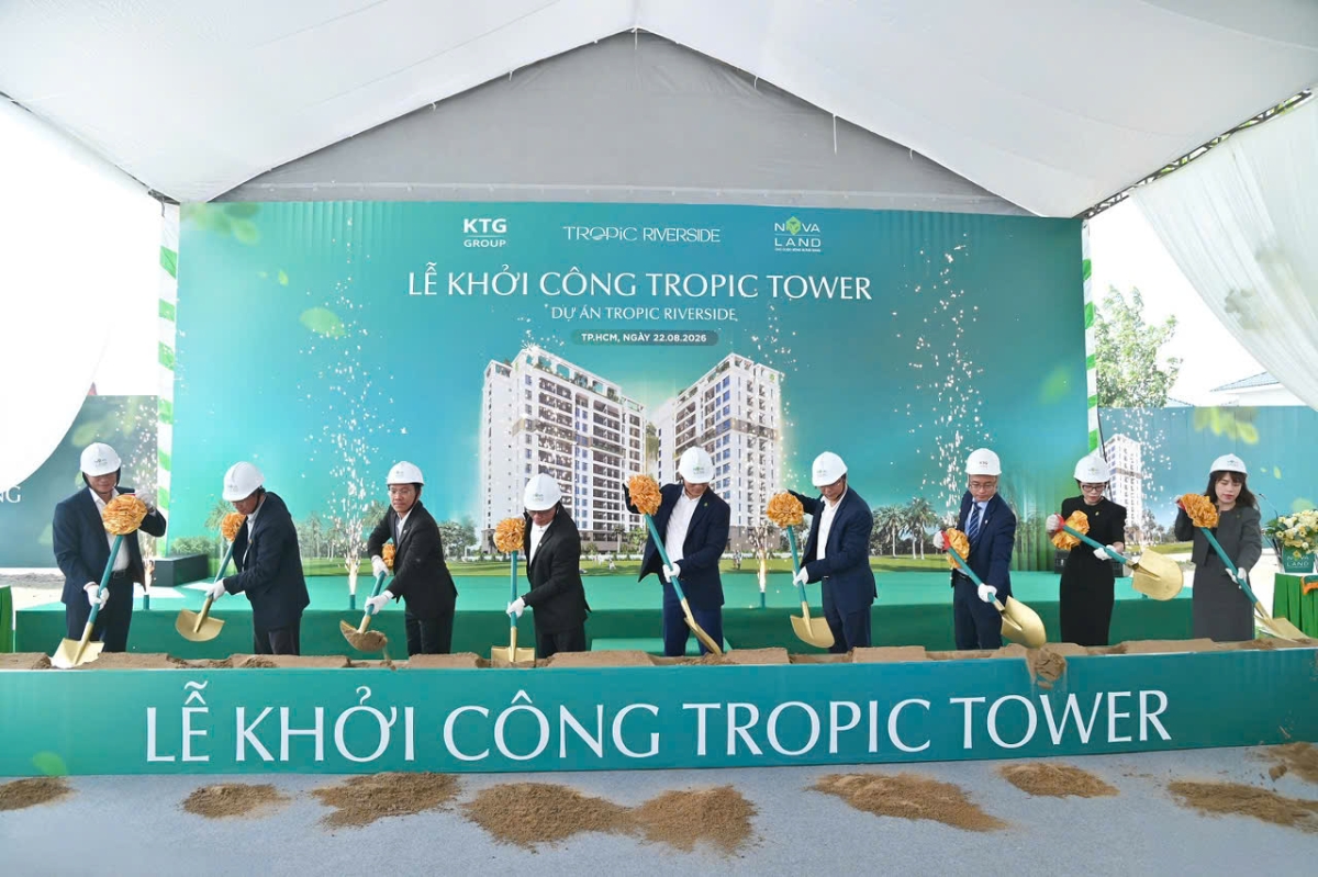 Lãnh đạo Tập đoàn Novaland và đại diện các đối tác cùng thực hiện nghi thức khởi công phân khu cao tầng Tropic Tower. (Ảnh: Novaland)