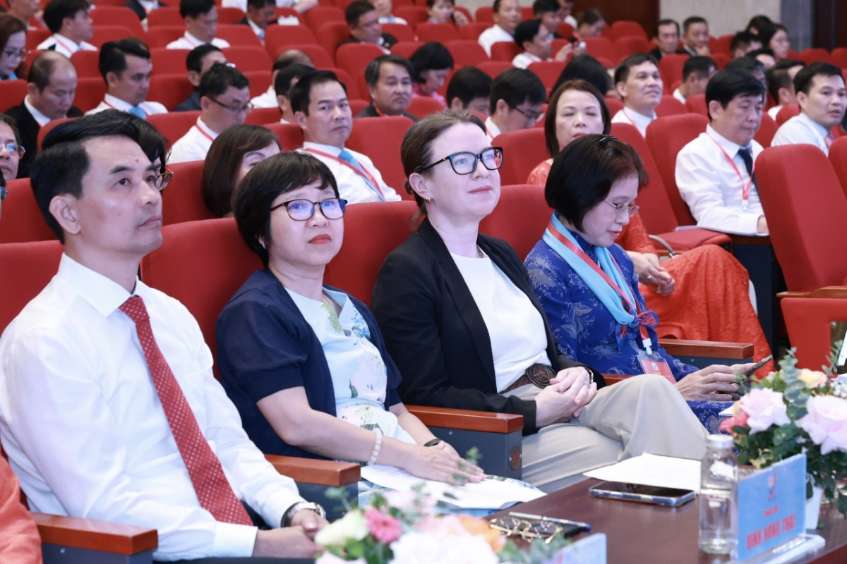 Các đại biểu tham dự Lễ trao giải.