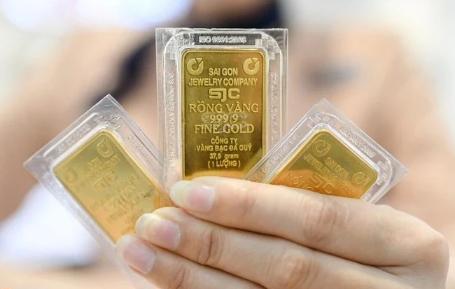 Giá vàng trong nước điều chỉnh tăng từ 2,4 đến 3,5 triệu đồng/lượng.