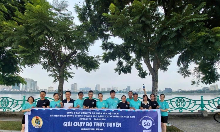 Sinh nhật 50 năm Vinamilk: Hơn 1.500 nhân viên chọn cách đặc biệt để cùng chúc mừng công ty