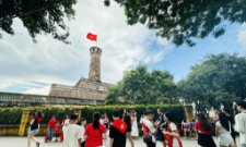 Hà Nội tổ chức nhiều tour du lịch, miễn phí vé xe buýt và đường sắt đô thị dịp nghỉ lễ 2/9.