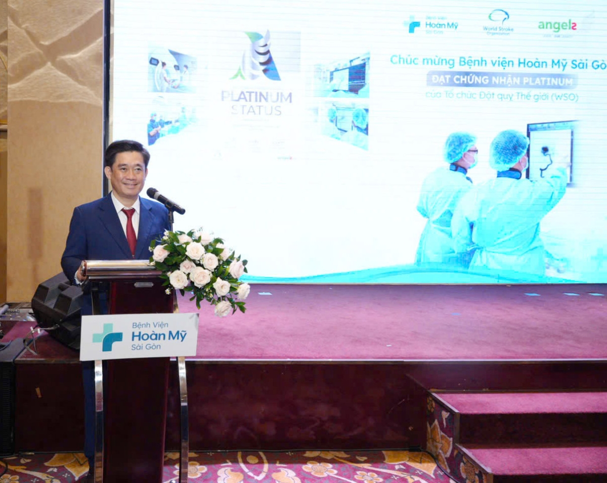 ThS. BS. Nguyễn Ngọc Bảo Long, Giám đốc Bệnh viện Hoàn Mỹ Sài Gòn, phát biểu tại sự kiện.