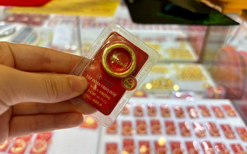Vàng nhẫn tiếp tục giảm, giá bán ra cao nhất 149,2 triệu đồng/lượng