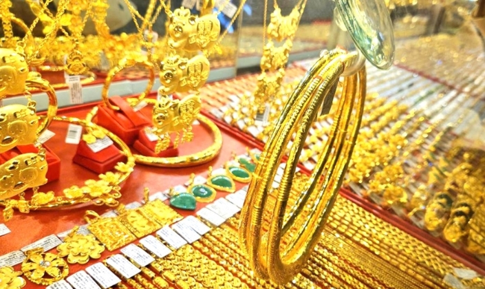 Giá vàng trong nước giao dịch dưới 150 triệu đồng/lượng