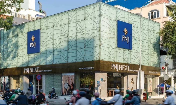 Lợi nhuận PNJ giảm mạnh sau soát xét và kế hoạch chi viện nghìn tỷ từ gia đình Chủ tịch