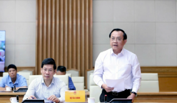 Điều hành giá 4 tháng cuối năm 2026: Cân nhắc thời điểm điều chỉnh giá điện và dịch vụ công