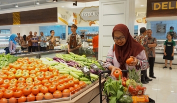 Indonesia siết kiểm tra Halal, hàng vi phạm có thể bị tiêu hủy tại cảng