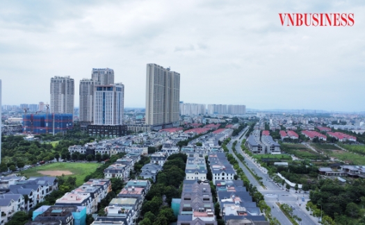 Chật vật bán hàng, đại gia bất động sản xoay tiền ở đâu để làm dự án?