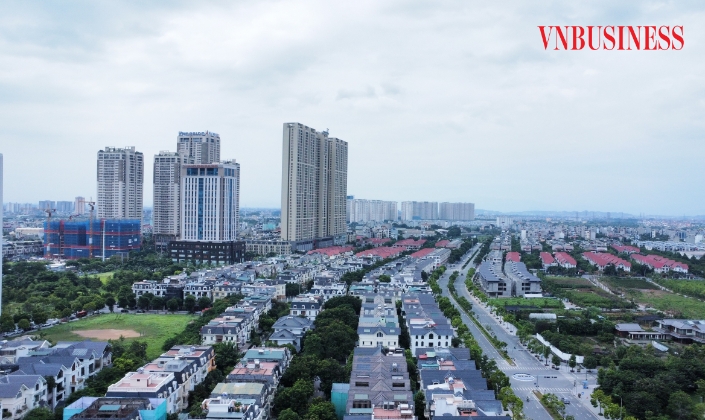 Chật vật bán hàng, đại gia bất động sản xoay tiền ở đâu để làm dự án?